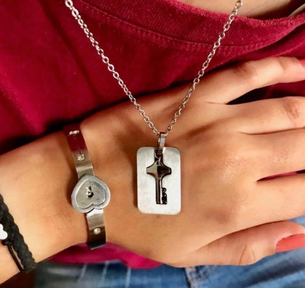 LOVE LOCK BRACELET WITH NECKLACE KEY